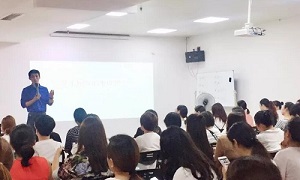 助力商戶，決勝十一丨星南方店一線銷售精英專場(chǎng)培訓(xùn)會(huì)