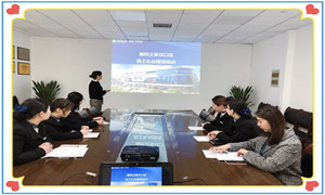 居然之家汉口店展礼仪风(fēng)采·扬(yáng)成功风(fēng)帆礼仪规(guī)范培训(xùn)